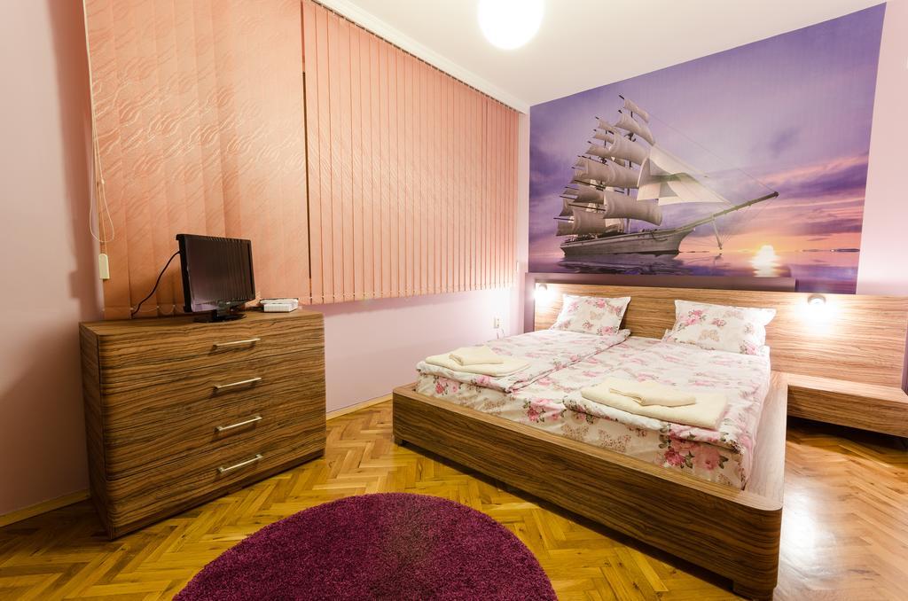 Sea Garden Plaza Apartment Burgas ภายนอก รูปภาพ